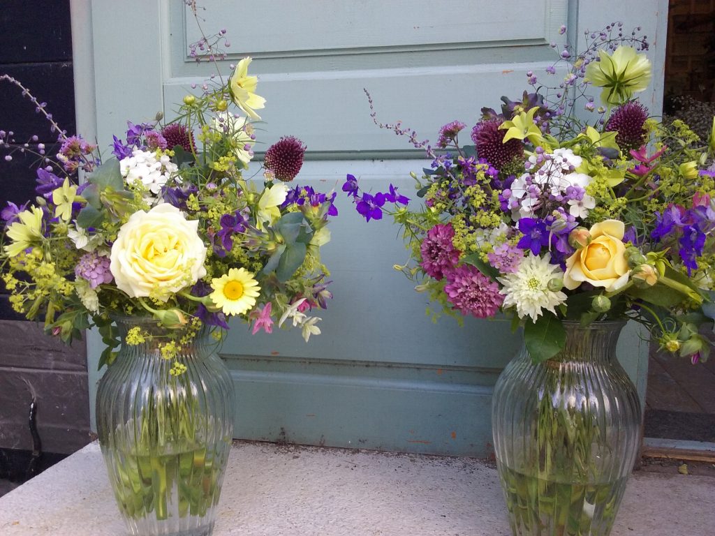 Vase Flower Arrangements